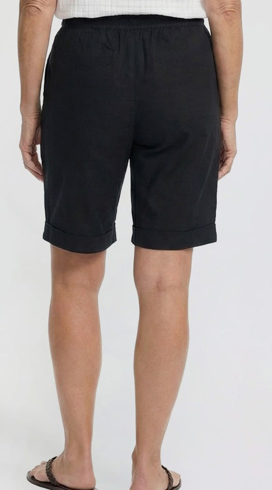 Wide Leg Bermuda Shorts With Big Pockets