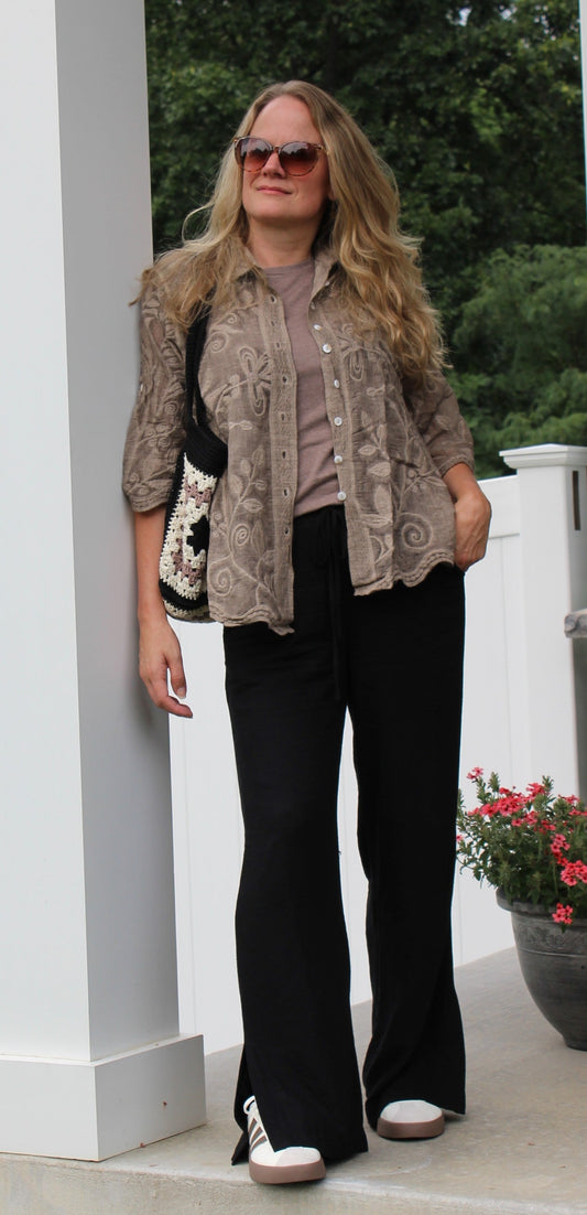 Boho Embroidered Button-down Top - DENIM & ONYX