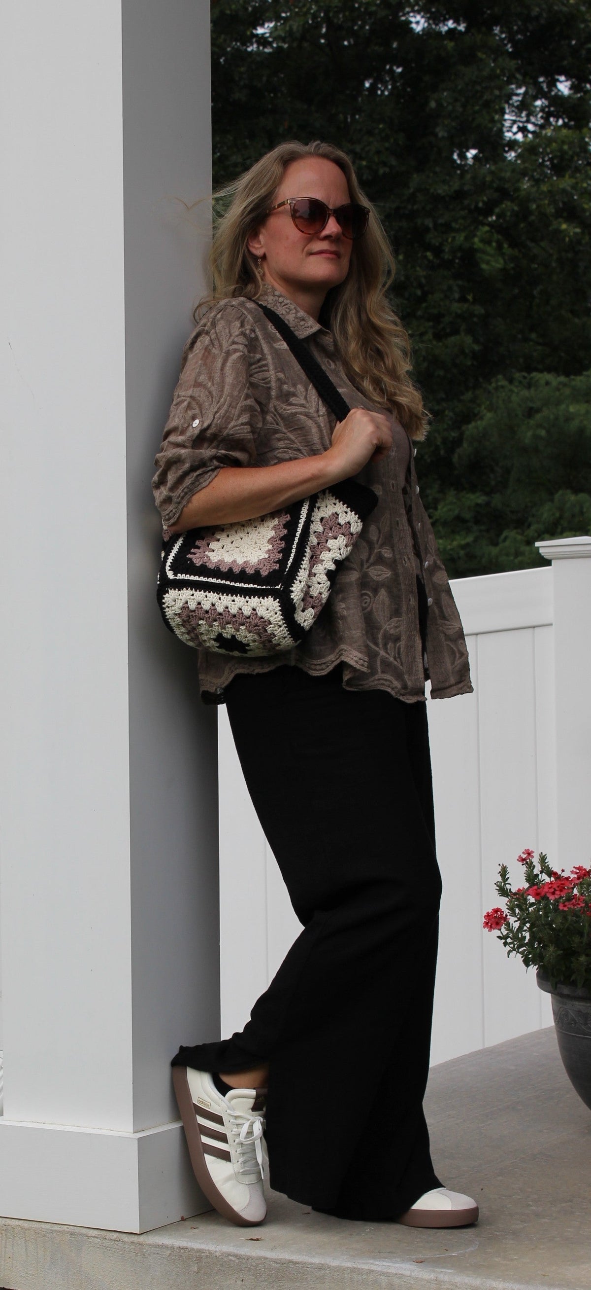 Boho Embroidered Button-down Top - DENIM & ONYX