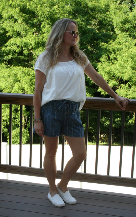 Hollowed Lace Patchwork Square Neck Short Sleeve Blouse - DENIM & ONYX