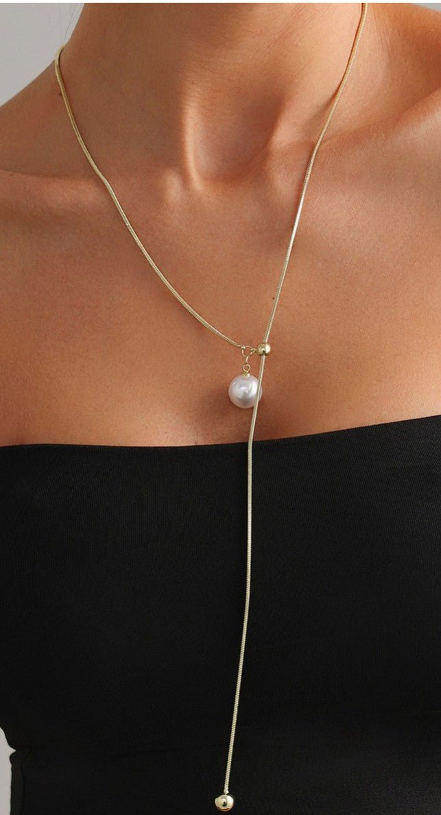 Minimalist Pearl Lariat Necklace - DENIM & ONYX