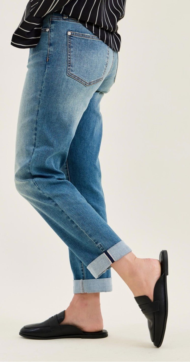 Mr Boyfriend Cool Denim W/ Cross Back Belt Loops - DENIM & ONYX