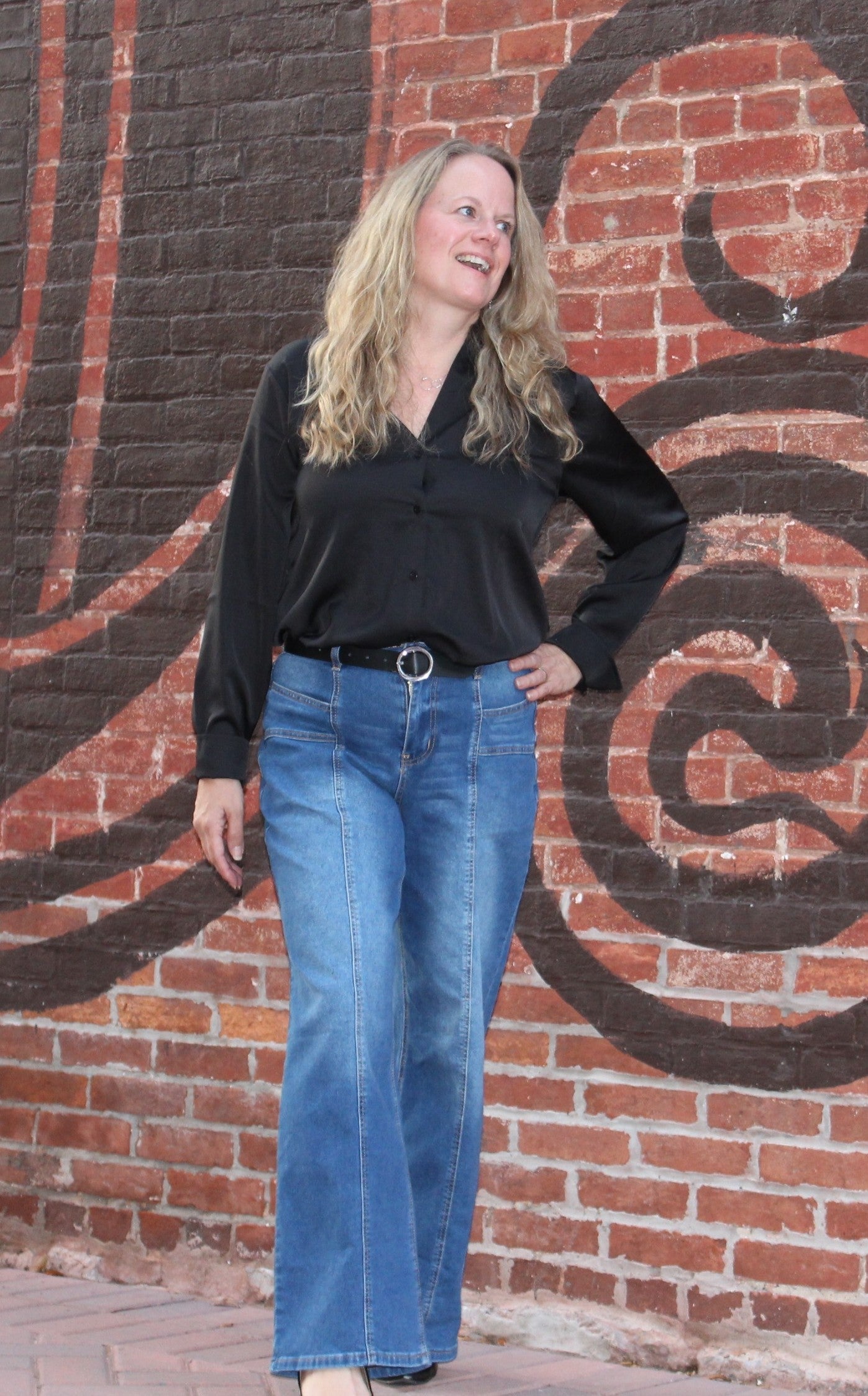 Sky Blue Tailored Seam Detail Women's Shift Jeans - DENIM & ONYX